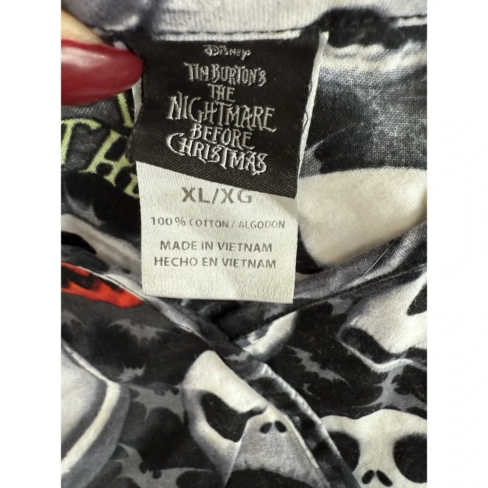Disney Jack Skellington Nightmare Before Christmas Halloween Scrub Top‎ XL